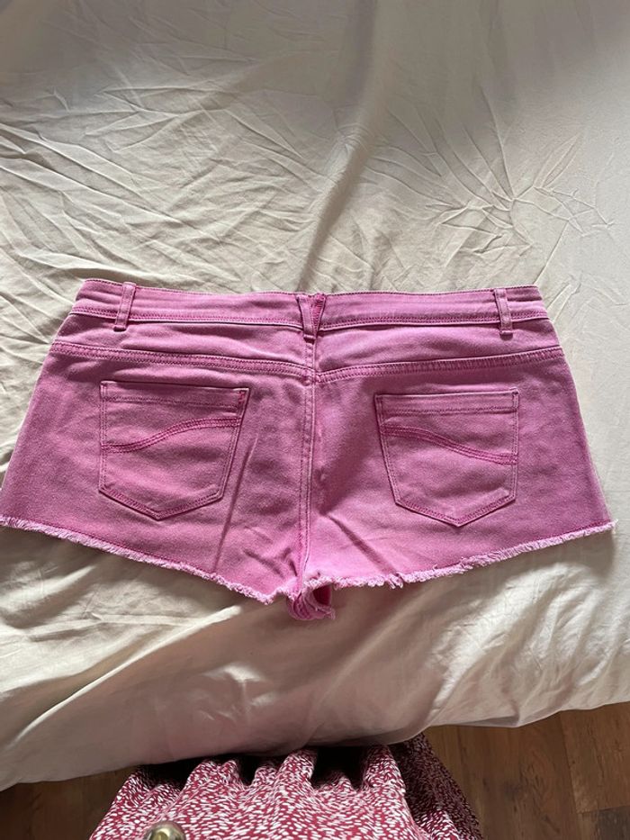 Short taille basse rose - photo numéro 3