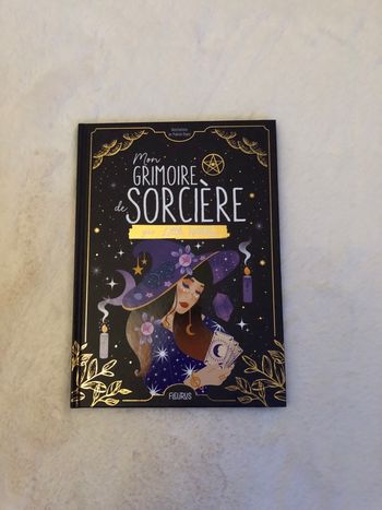 Mon grimoire de sorcière par little witchy