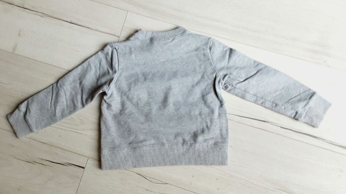 Vêtement fille pull gris motif étoile rose 4 ans - photo numéro 3