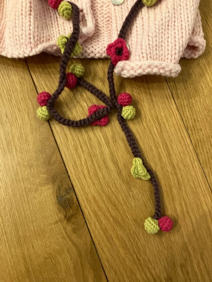 Gilet laine ceinture fleurs - photo numéro 4