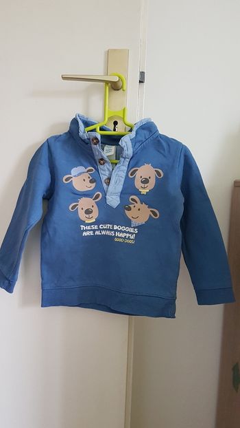 Pull bleu 2 ans