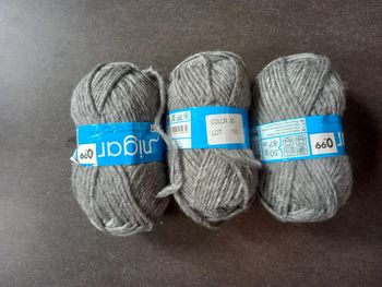 3 pelottes de laines Nigar nr 80 lot 150 neuf
