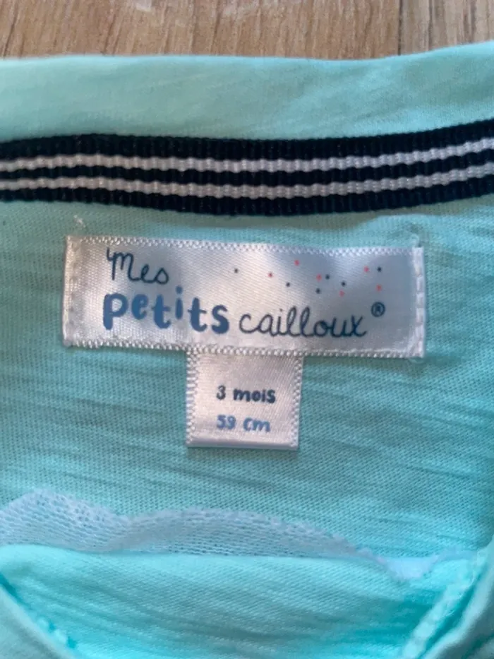 T shirt bleu 3 mois - photo numéro 2