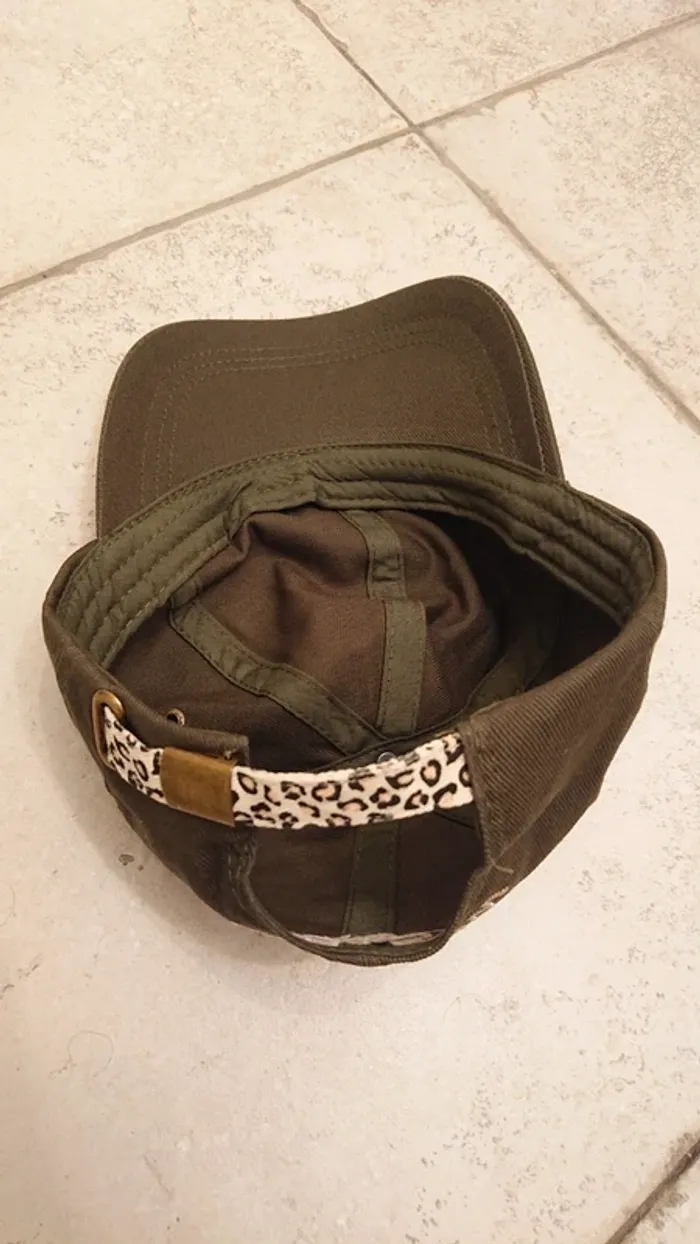 Casquette kaki - photo numéro 4