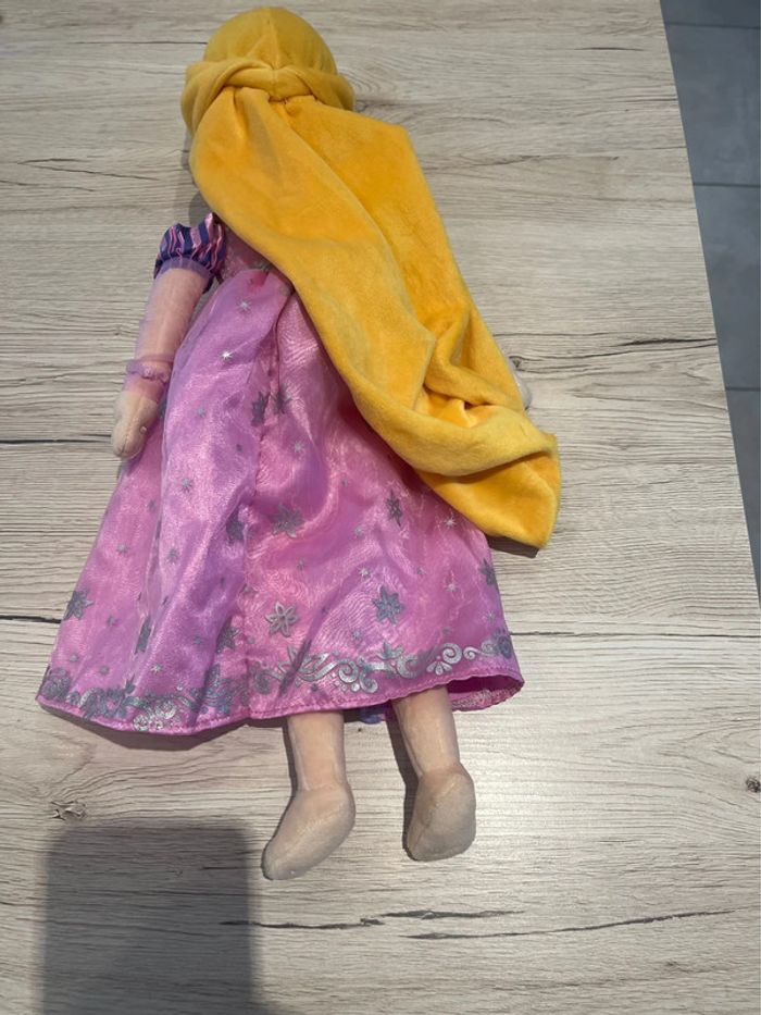 Peluche Raiponse Disney Store - photo numéro 4