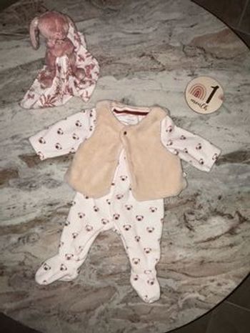 Pyjama et gilet 