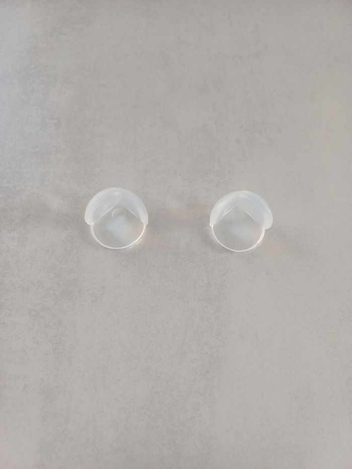 2 coins de table en plastique transparent, neufs