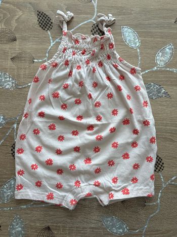 Combishort bébé blanc à fleurs