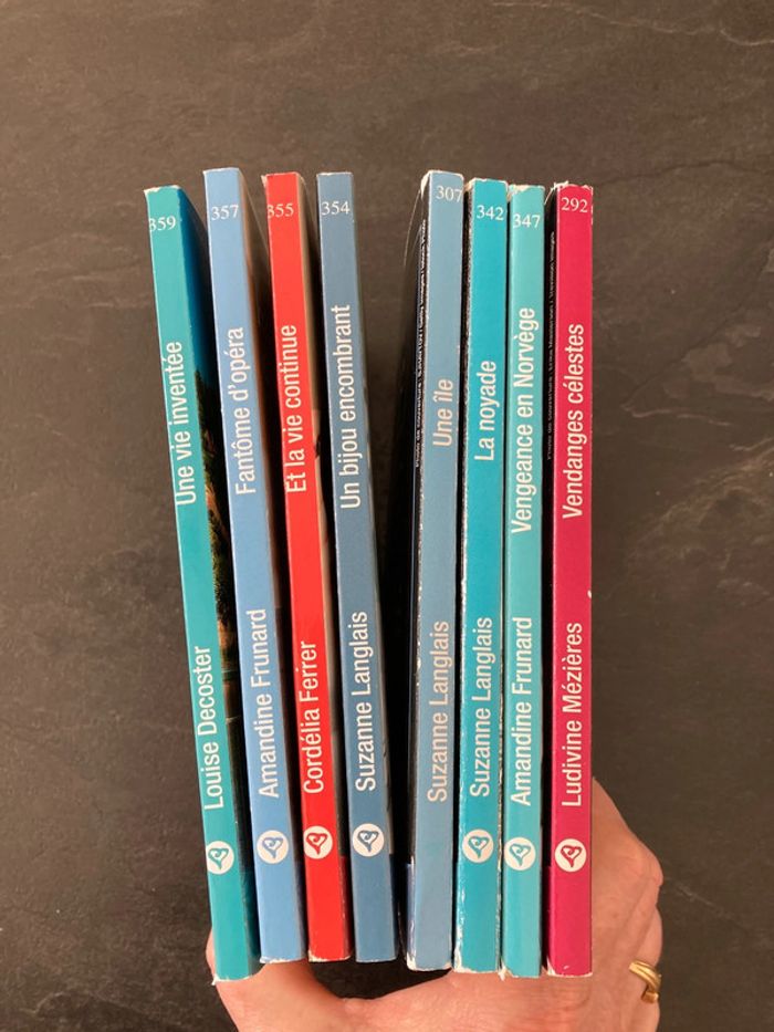 Lot de 17 livres Collection Nous Deux - photo numéro 3