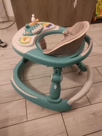 Trotteur déambulateur 