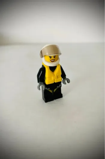 Minifigurine LEGO City - CTY0640 - Femme Pompier 2016 - Très bon état