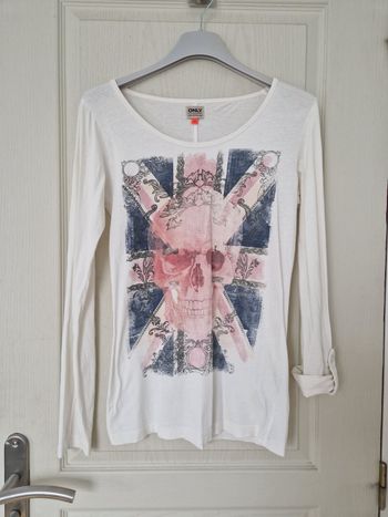 Haut a manche longue tête de mort femme only taille XS/34