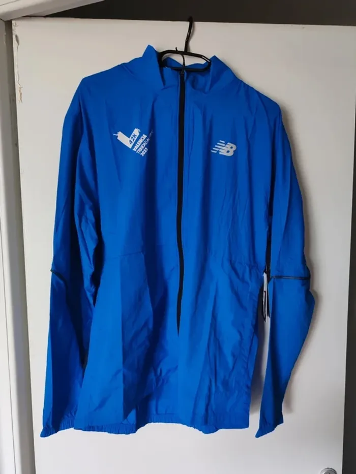 Veste Homme New Balance Impact Run – Édition Marathon de Valence 42K Trinidad Alfonso