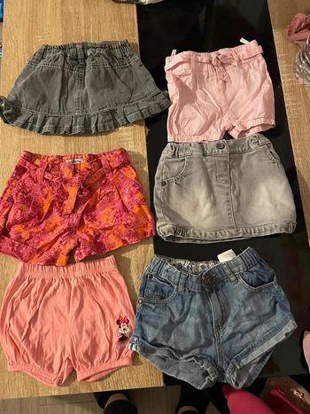 Lot de 6 jupes et shorts 12 mois