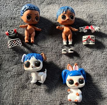 Lot Petite poupée Lol surprise + accessoires comme sur la photos ( 24 )