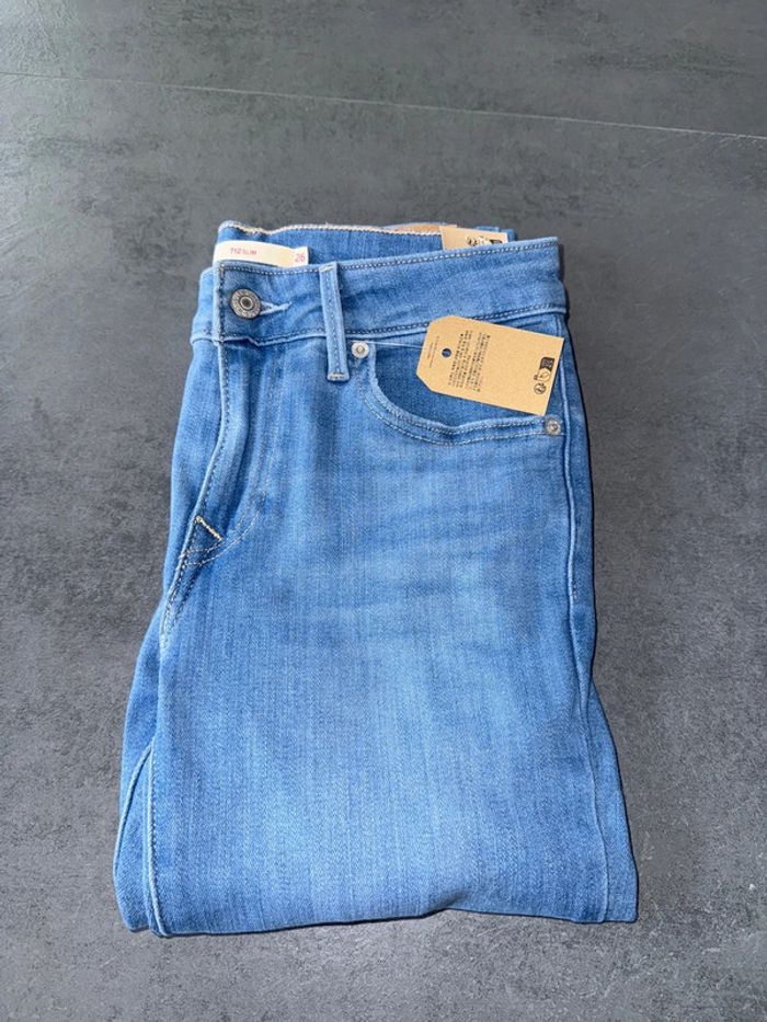 Jean levis neuf