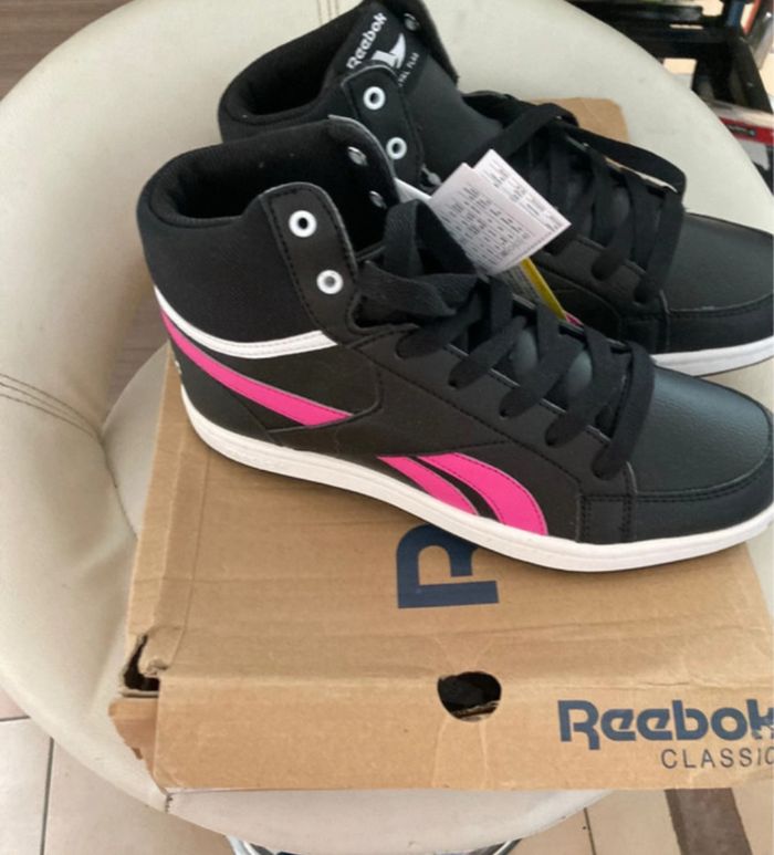Basket  neuve reebook taille 38 - photo numéro 3