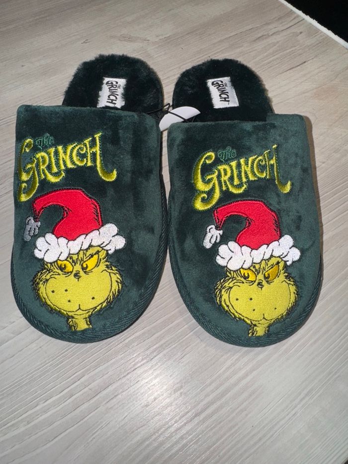 Chaussons Grinch neufs 38
