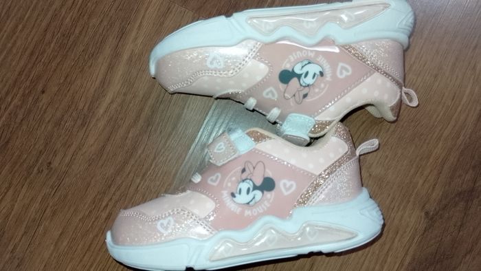 Basket Minnie Mouse Disney neuve P.25 - photo numéro 8