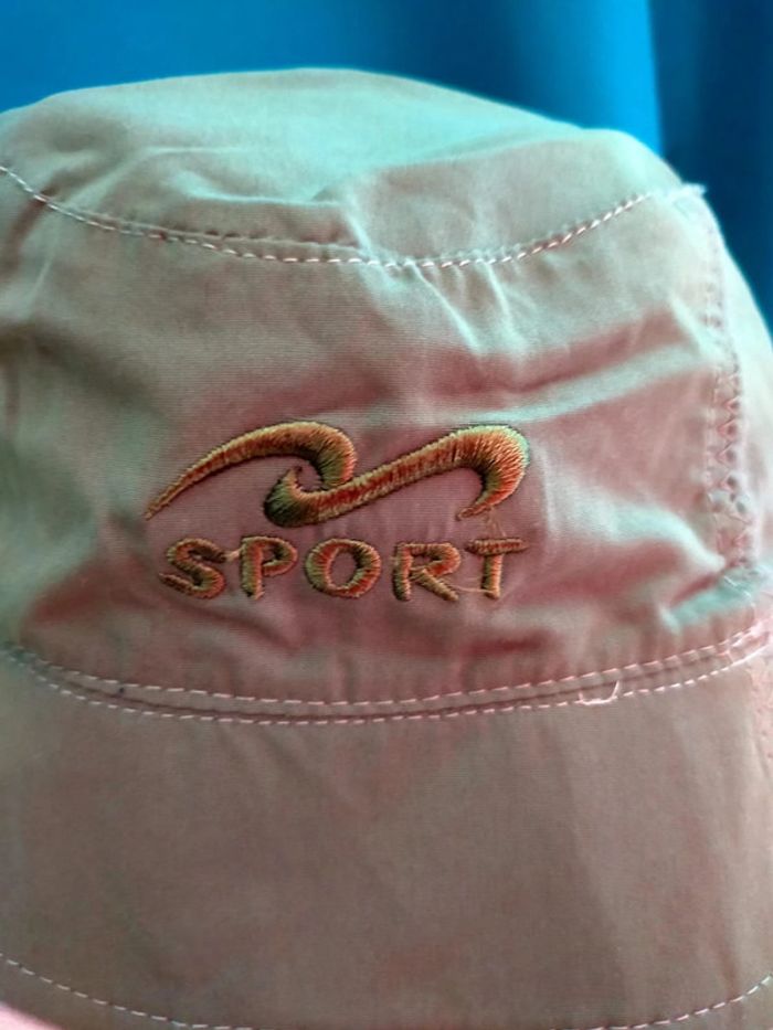 Bob kaki "Sport" brodé – Taille 54 cm – 100% coton - photo numéro 2