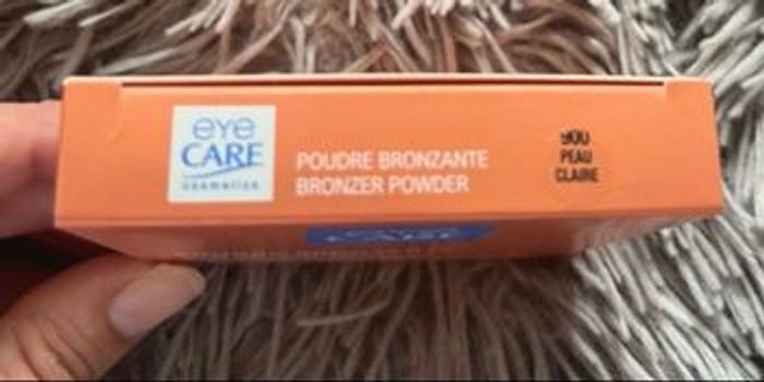 Eye Care Poudre bronzante effet terre de soleil N900 peau claire de 10g - photo numéro 4