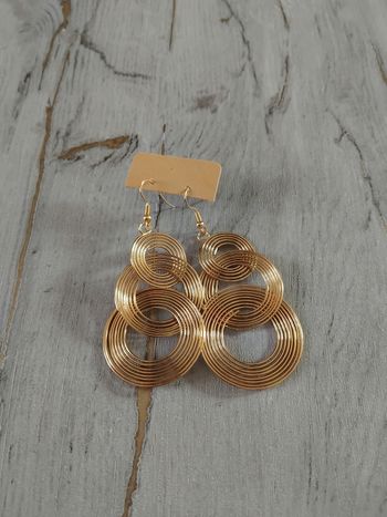 Boucles d'oreilles neuves