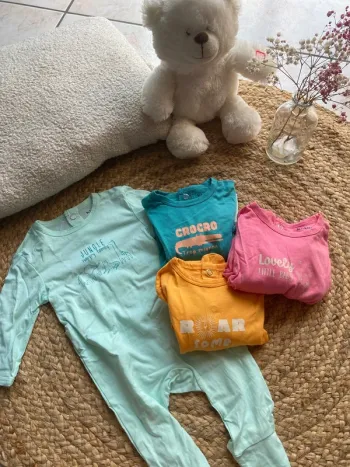 Lot 4 pyjamas coton 3 mois