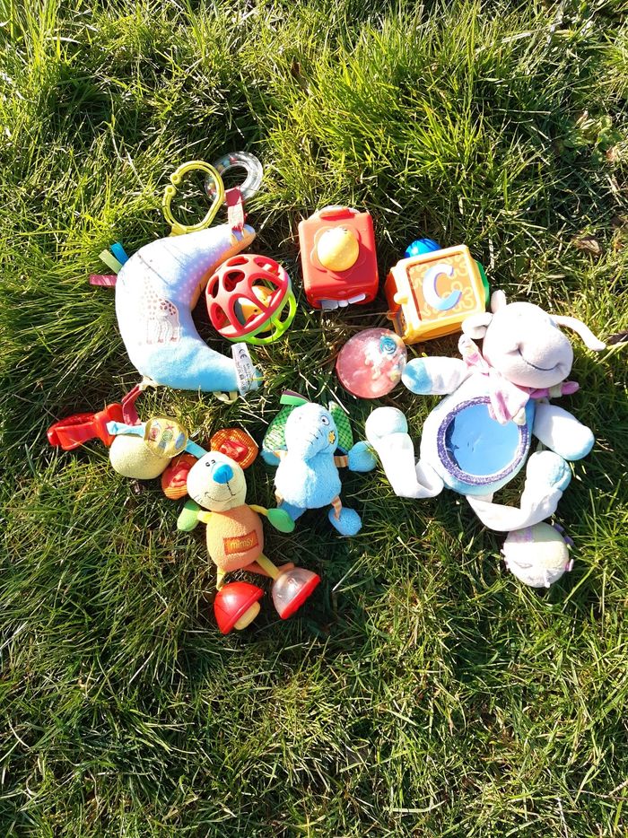Lot jouets
