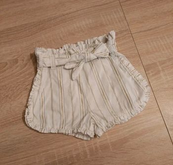Short blanc avec rayure dorée - 18 mois -