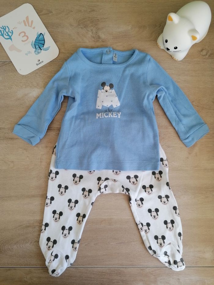 Ensemble Mickey