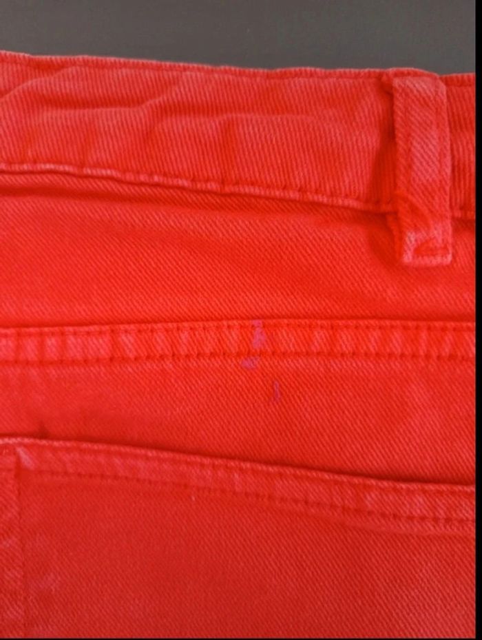 Jupe rouge - photo numéro 11