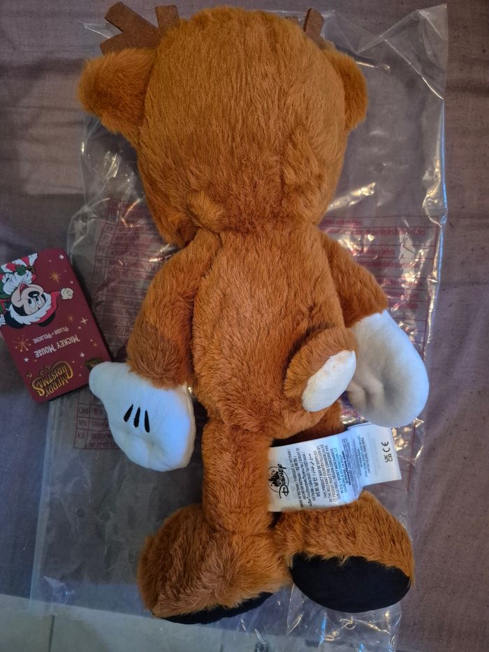 Peluche Mickey Noël 2025 - photo numéro 3