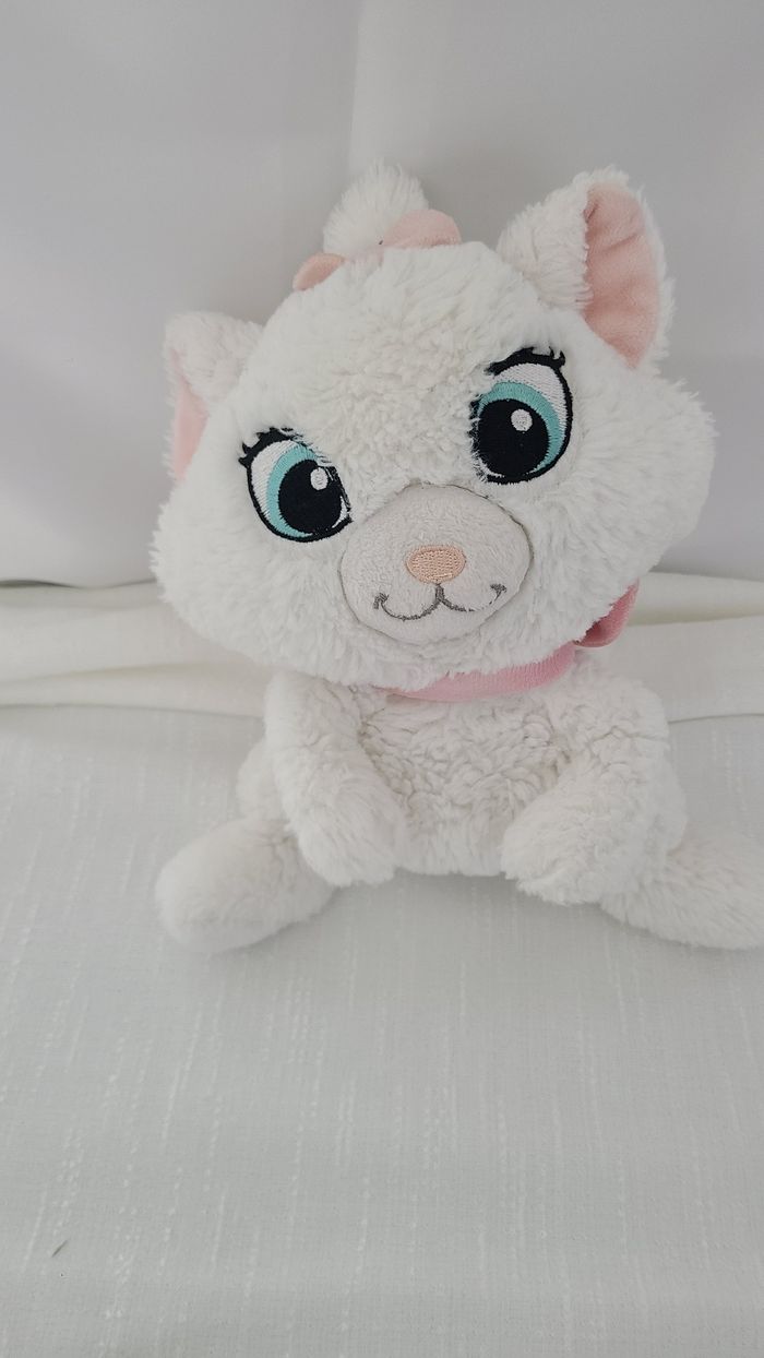 Peluche chat blanc Marie Les Aristochats DISNEY - photo numéro 2