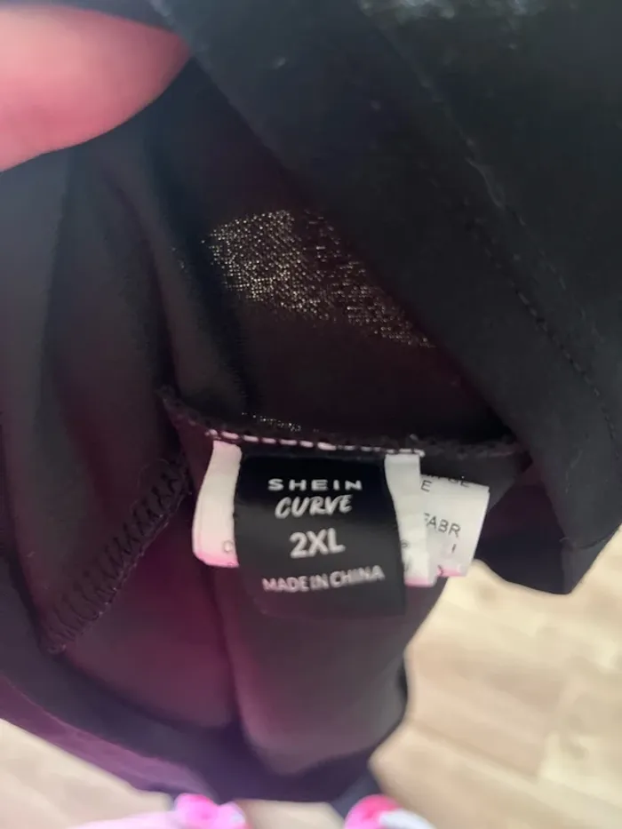 pull noir - photo numéro 2