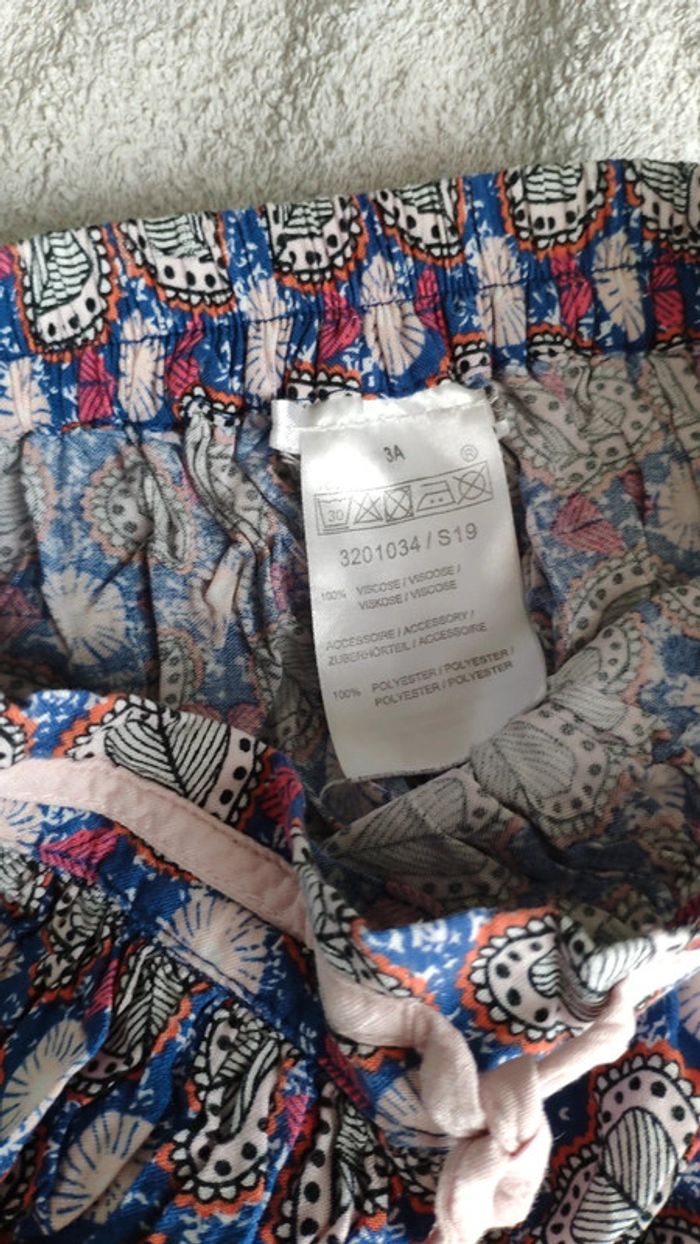 Lot de 2 jupes sans marque taille 3 ans - photo numéro 2