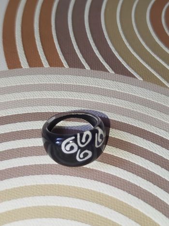 Petite bague fantaisie femme