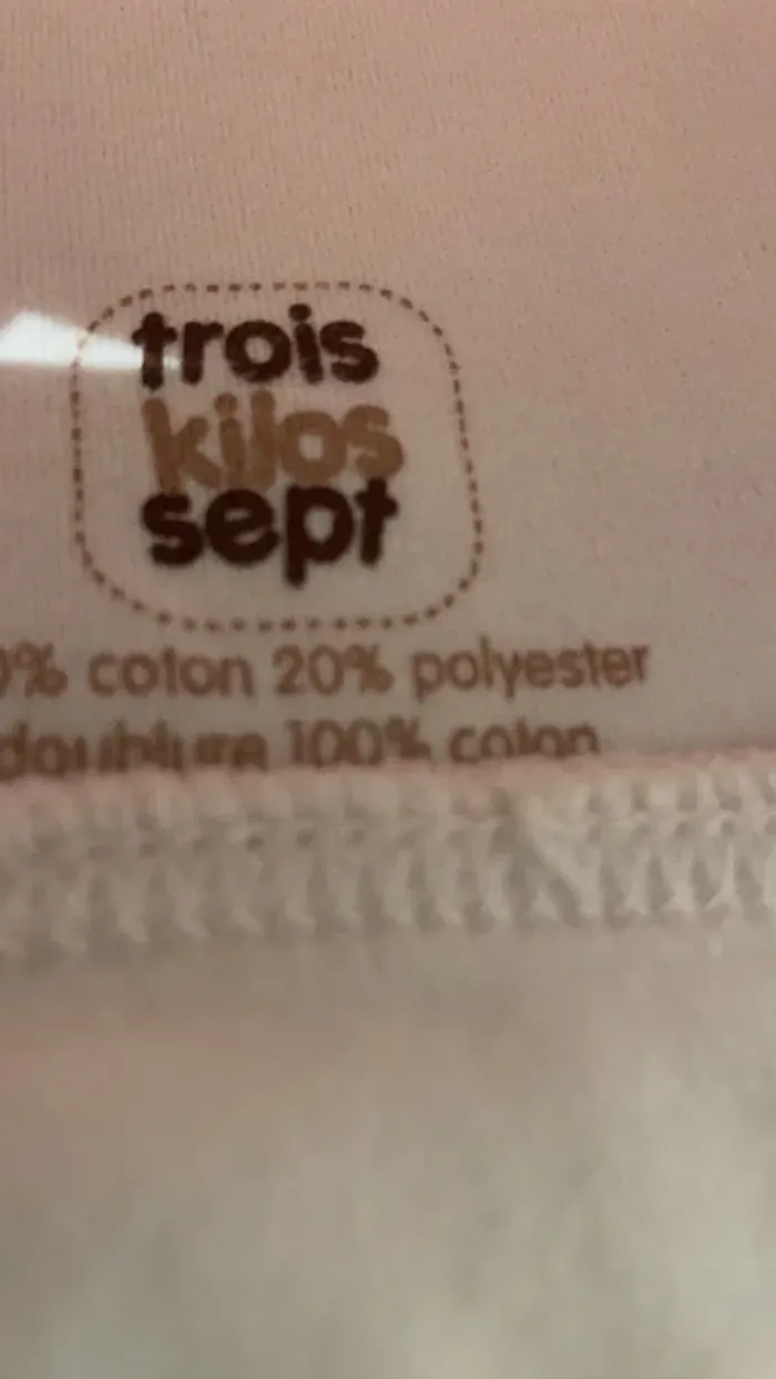 Lot de 2 bonnets Trois kilos sept 0/1 et 3/6 mois - photo numéro 5