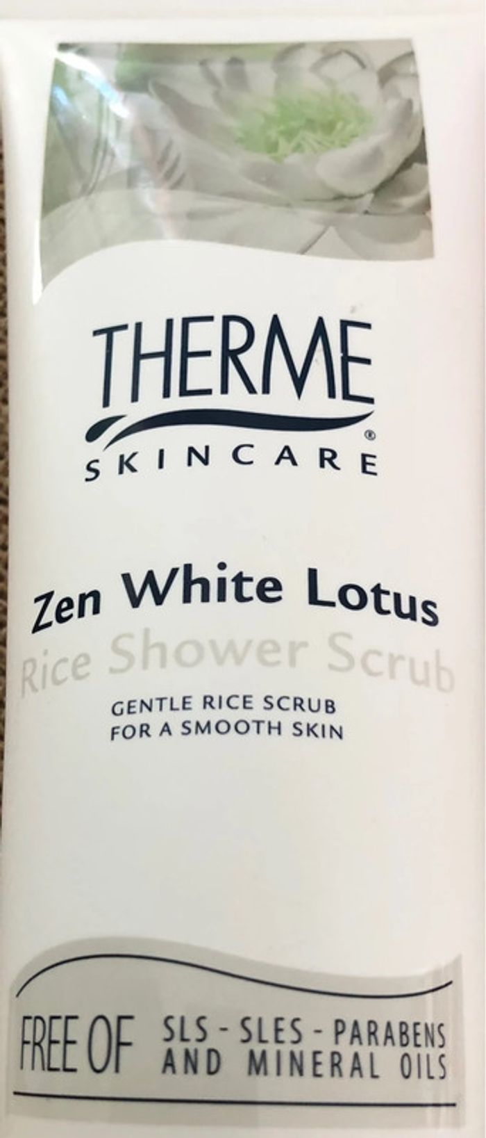 Lot 4 gommages corps + gant exfoliant - photo numéro 2