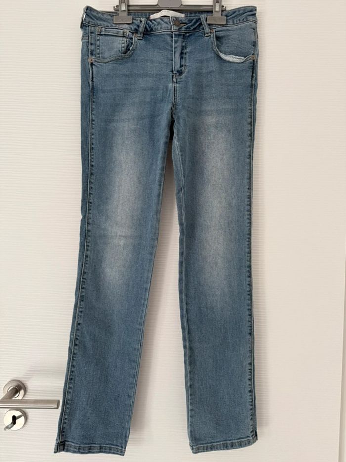 Jean slim skinny droit bleu clair brut uni basique simple