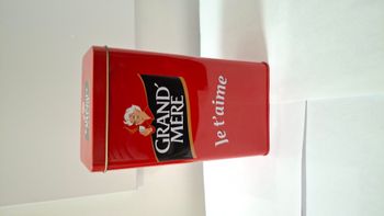 Boite en métal rouge café Grand Mère