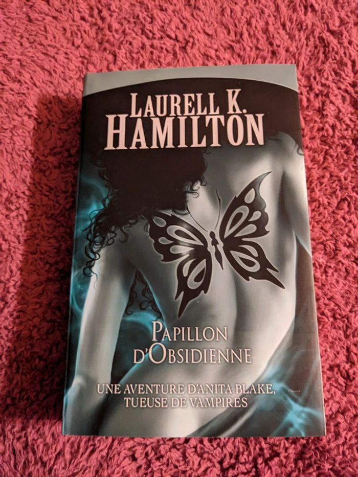 Papillon d'obsidienne de Laurell K. Hamilton