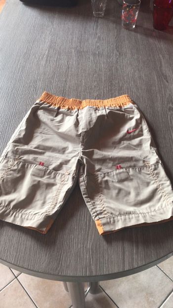 Nike bernuda 24 mois