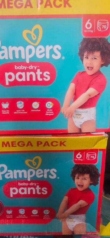 2 carton couche pampers t6