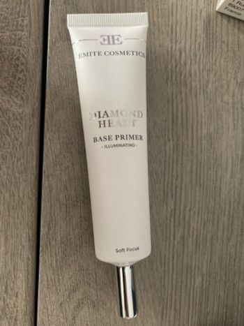 Emite cosmetics diamond heart