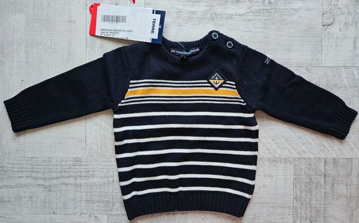 Pull neuf terre de marins 9 mois