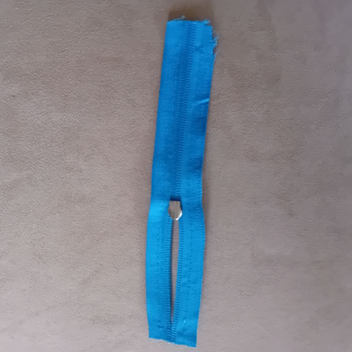 Faby27800 Fermeture éclair "Tom et Eva" - couleur : bleu - 21 cm - photo numéro 2
