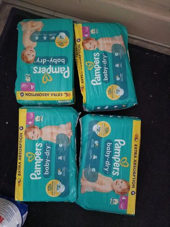 4 Pampers T4