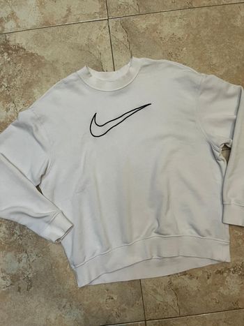 Pull Nike