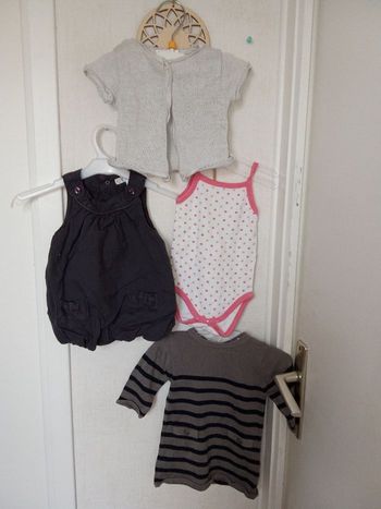 Lot mi saison bébé fille 1 mois kitchoun 54 cm, robe, body,  gilet