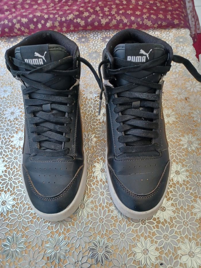 Baskets montantes Puma coloris noir et blanc taille 37 en bon état. - photo numéro 2